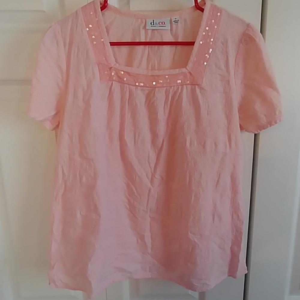 Pretty pink Denim&Co top with sequins, size S